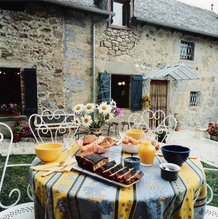 Apartamento La Ferme de Lacalm Sanvensa Exterior foto
